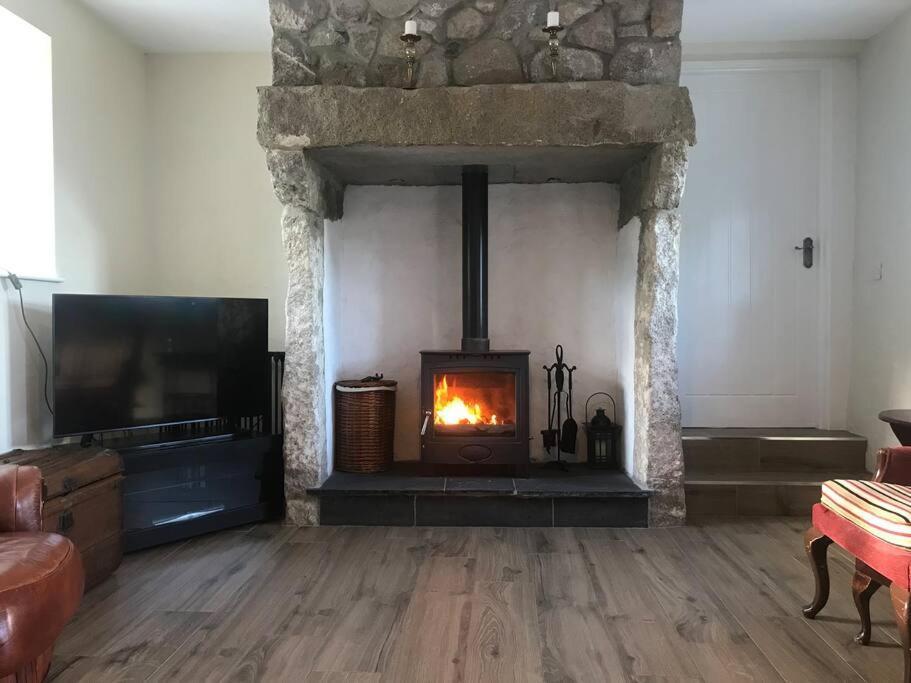 Mournes Family Cottage With Hot Tub Hilltown エクステリア 写真