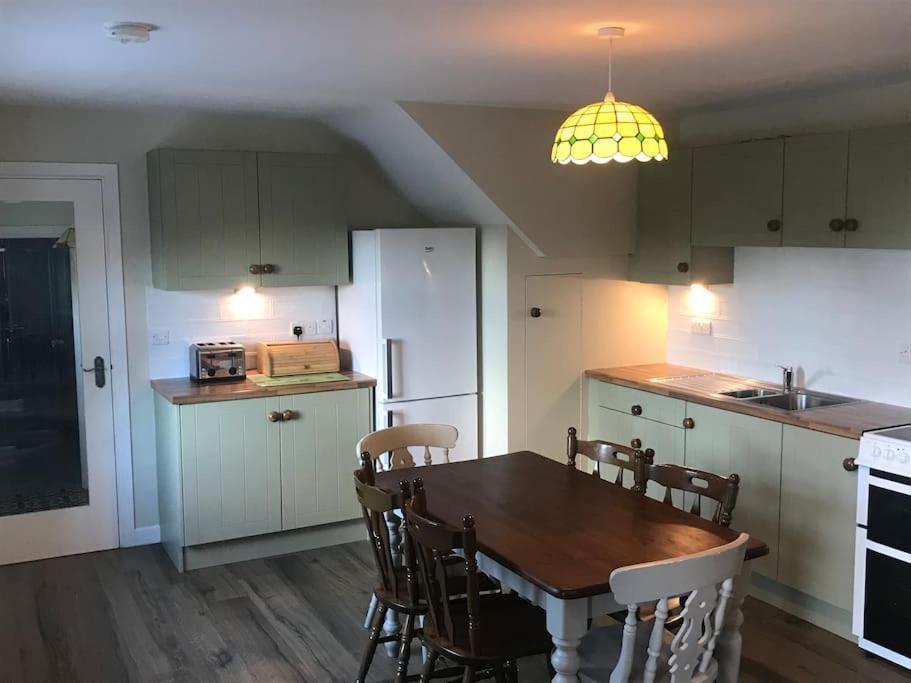 Mournes Family Cottage With Hot Tub Hilltown エクステリア 写真